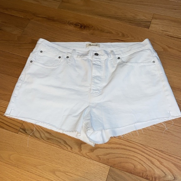 NWOT Madewell Relaxed Denim Shorts in Tile White size 32 - Picture 4 of 11